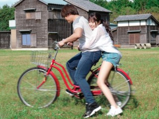 Địt cô bạn thân ngồi cùng bànm